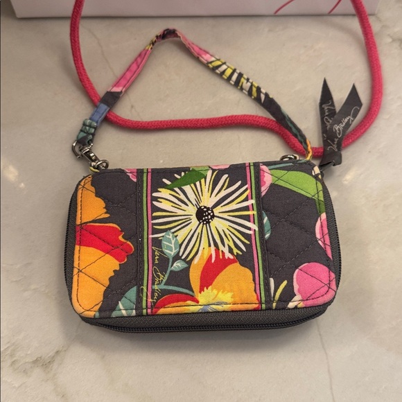 EUC Vera Bradley with Bag! Clutch, Wallet Small Purse, Adjustable Strap. - Picture 6 of 8